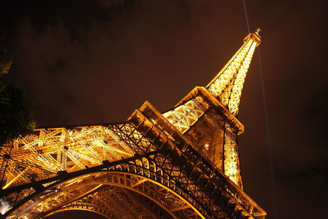 Free Eiffel Tower Photo